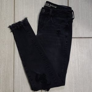 Size 2 AEO Denim, Distressed Low jegging w/ fringe